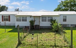 105 Snooks Road, Exeter, MO 65647