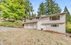 6696 PARTRIDGE Cir, Gladstone, OR 97027