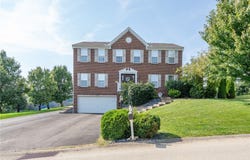 207 Kingsbrooke Dr, Unity Twp, PA 15601