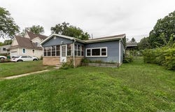 2642 Lakeridge, Wixom, MI 48393