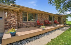 2475 Cherokee Drive, London, OH 43140