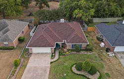 1131 Kensington Ct, Longview, TX 75605