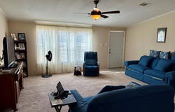 1307 15th St, Plains, TX 79355