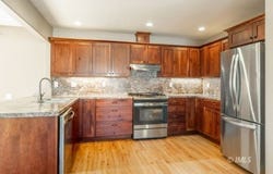 404 Arboles, Bishop, CA 93514