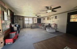 307 S Mulberry Street, Richland, IA 52585