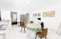 1186 W 37th Dr, Los Angeles, CA 90007