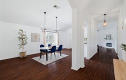 201 Hanstrom Dr, Hutto, TX 78634