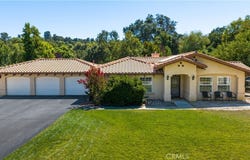 3050 Avenida Del Sol, Atascadero, CA 93422
