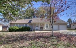 1411 Gold Stream Drive, Webb City, MO 64870