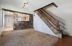 109 6th St, Dravosburg, PA 15034