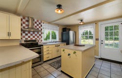 185 Green Mountain Road, Effingham, NH 03882