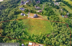 5 Mariani Lane, Chartiers, PA 15301