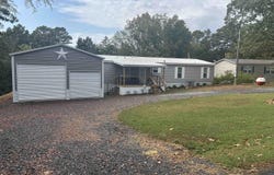 275 Narrows Dr., Greers Ferry, AR 72067
