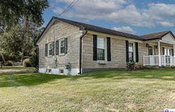 930 Robin Circle, Radcliff, KY 40160