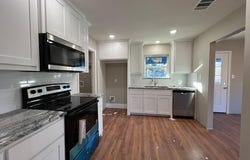 1210 S Travis Avenue, Denison, TX 75021