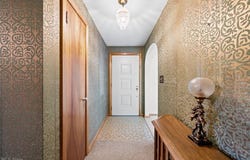 806 E Warner Road, Akron, OH 44319