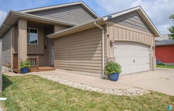 4413 S Tribbey Trl, Sioux Falls, SD 57106