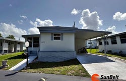 105 Clairmont Avenue, Debary, FL 32713