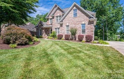 4017 Foxes Trail, Cramerton, NC 28032