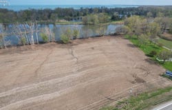 E Harbor Rd, Port Clinton, OH 43452