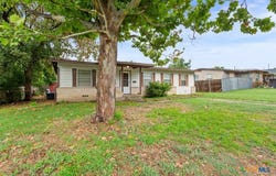 205 W Walker Avenue, Temple, TX 76501