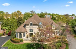 8306 ROXBOROUGH Loop, GAINESVILLE, VA 20155
