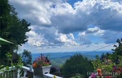 116 Hemlock Lane, Blowing Rock, NC 28605