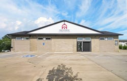 3717 Midway Dr, Cedar Falls, IA 50613