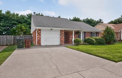 121 Chestnut Lane, Versailles, KY 40383