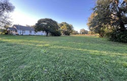 600 NW Broad ST, Topeka, KS 66608