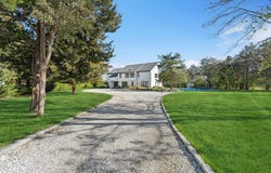 32 TANNERS NECK LN, Westhampton, NY 11977