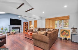 3 SOUTHGATE Drive, VOORHEES, NJ 08043