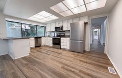 3755 SW 4TH St, Gresham, OR 97030