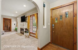 1375 Lathrup Park, Saginaw, MI 48638