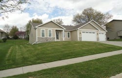 525 Eagle Ridge Ln, Portage, WI 53901