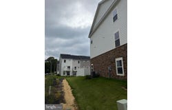 WHITE PLAINS, MD 20695