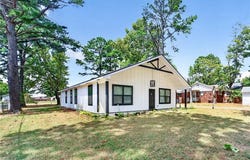 802 fir ST, Muldrow, OK 74948
