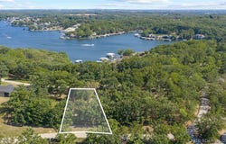 Chimney Point lot: 5, Sunrise Beach, MO 65079