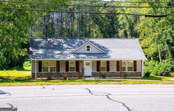 165 N Carroll Street, Bowdon, GA 30108