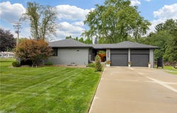 3781 Summit Road, Ravenna, OH 44266