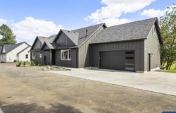 1271 Brown St, Woodburn, OR 97071