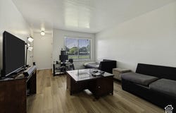 5659 S 1250 E, Murray, UT 84121