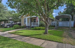 156 2Nd Avenue, Columbus, TX 78934