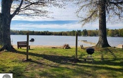 4022 Chippewa Trail, Hale, MI 48739