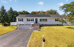11 Powder Hill Rd, Methuen, MA 01844