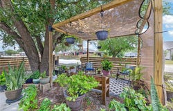 519 E Avenue F, Robstown, TX 78380