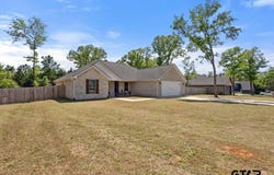 19379 Cedarpark Pl, Lindale, TX 75771
