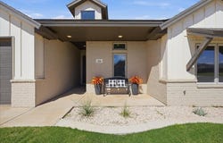 716 Ventoso Circle, Wolfforth, TX 79382