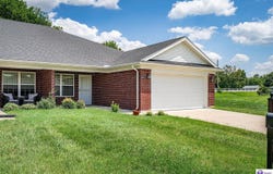6713 Eagle Wood Drive, Louisville, KY 40272