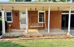 1023 SE 300 Road, Clinton, MO 64735